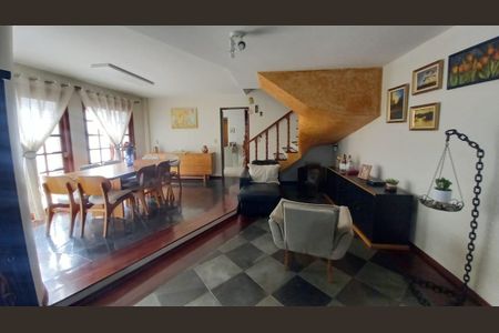 Foto 01 de casa à venda com 3 quartos, 298m² em Ipiranga, São Paulo