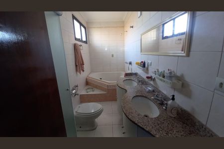 Casa à venda com 298m², 3 quartos e 2 vagasFoto 35