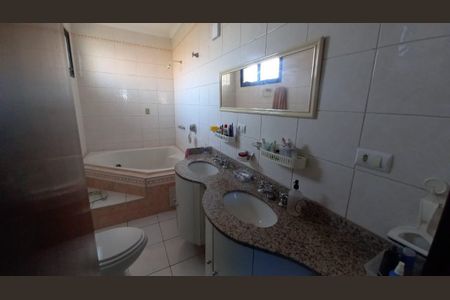 Casa à venda com 298m², 3 quartos e 2 vagasFoto 36