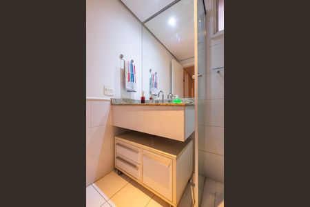 Apartamento à venda com 120m², 3 quartos e 2 vagasBanheiro Social