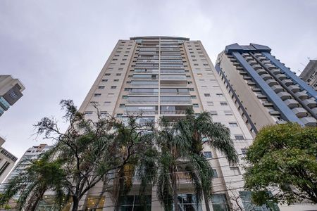 Apartamento à venda com 120m², 3 quartos e 2 vagasFachada