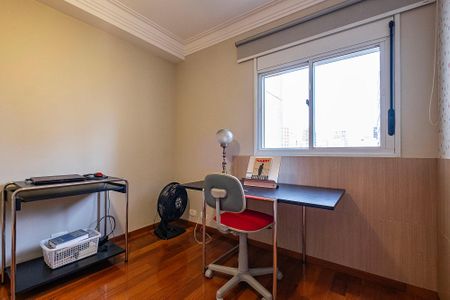 Apartamento à venda com 120m², 3 quartos e 2 vagasQuarto 2