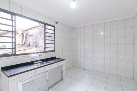 Casa para alugar com 250m², 2 quartos e 2 vagasCozinha
