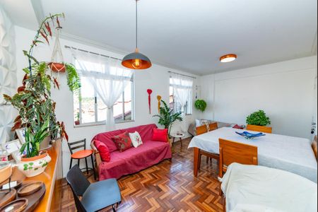 Sala de apartamento à venda com 2 quartos, 52m² em Padre Eustáquio, Belo Horizonte