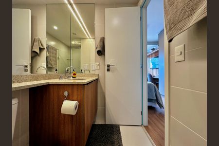 Studio para alugar com 25m², 0 quarto e sem vaga Studio para alugar com 25m², 0 quarto e sem vagaBanheiro