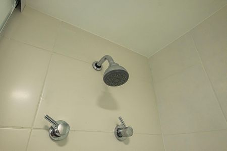 Studio para alugar com 28m², 1 quarto e sem vaga Studio para alugar com 28m², 1 quarto e sem vagaBanheiro