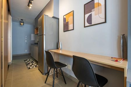 Studio para alugar com 28m², 1 quarto e sem vaga Studio para alugar com 28m², 1 quarto e sem vagaStudio