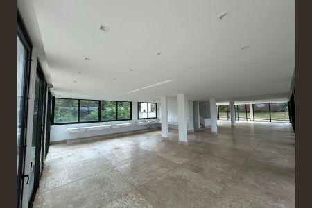 Casa de condomínio para alugar com 700m², 4 quartos e 8 vagasCozinha