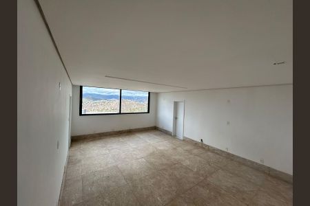 Casa de condomínio para alugar com 700m², 4 quartos e 8 vagasQuarto 1