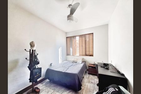 Casa à venda com 220m², 4 quartos e 4 vagas Casa à venda com 220m², 4 quartos e 4 vagasSuíte 2