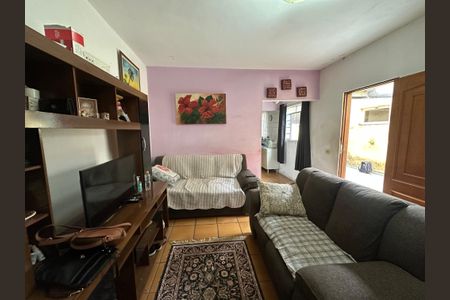 Casa à venda com 278m², 2 quartos e 3 vagasSala