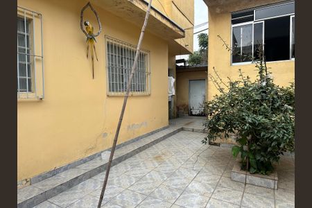 Casa à venda com 278m², 2 quartos e 3 vagasQuintal
