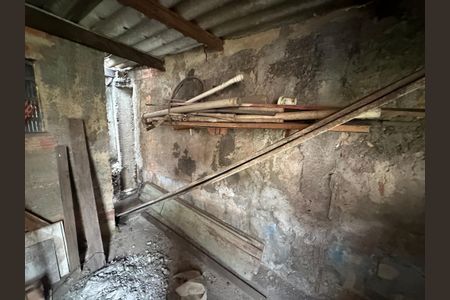 Casa à venda com 278m², 2 quartos e 3 vagasDeposito