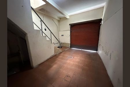 Casa à venda com 278m², 2 quartos e 3 vagasGaragem