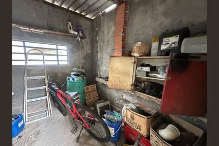 Casa à venda com 278m², 2 quartos e 3 vagasDeposito