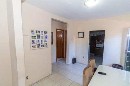 Sala de casa para alugar com 2 quartos, 144m² em Cavalcanti, Rio de Janeiro