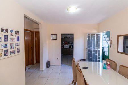 Casa para alugar com 144m², 2 quartos e 1 vagaSala