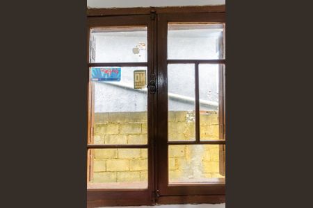 Casa à venda com 94m², 3 quartos e 2 vagas Casa à venda com 94m², 3 quartos e 2 vagasQuarto 2 - Janela