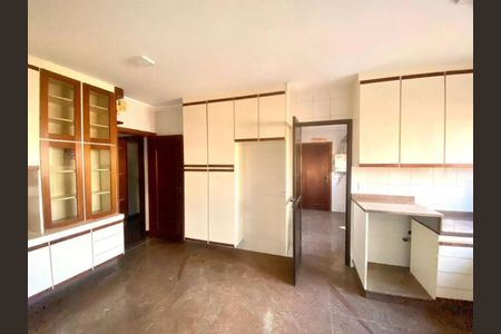 Apartamento à venda com 170m², 4 quartos e 3 vagasFoto 11