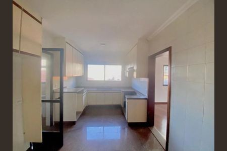 Apartamento à venda com 170m², 4 quartos e 3 vagasFoto 08