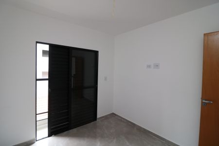 Casa de condomínio à venda com 84m², 2 quartos e 1 vagaQuarto