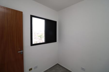 Casa de condomínio à venda com 84m², 2 quartos e 1 vagaQuarto