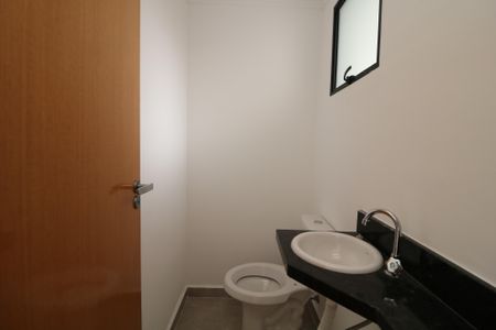 Casa de condomínio à venda com 84m², 2 quartos e 1 vagaLavabo