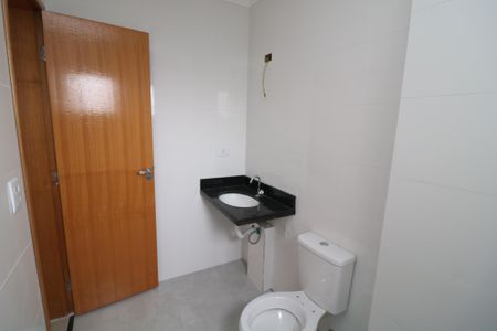 Casa de condomínio à venda com 84m², 2 quartos e 1 vagaBanheiro