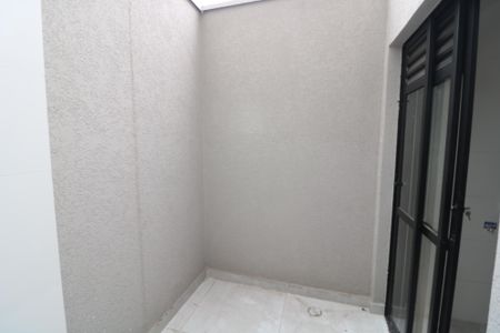 Casa de condomínio à venda com 84m², 2 quartos e 1 vagaÁrea de Serviço