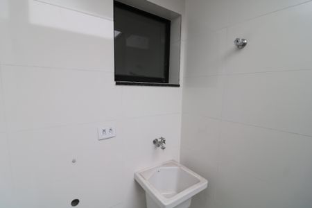 Casa de condomínio à venda com 84m², 2 quartos e 1 vagaÁrea de Serviço