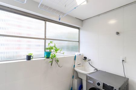 Apartamento à venda com 85m², 2 quartos e 1 vaga Apartamento à venda com 85m², 2 quartos e 1 vagaÁrea de Serviço