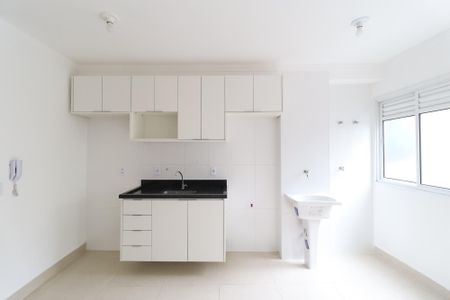 Cozinha de kitnet/studio à venda com 1 quarto, 26m² em Vila Gustavo, São Paulo