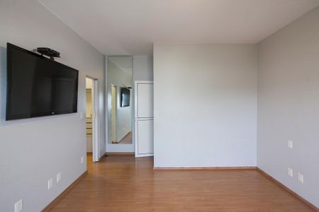Casa de condomínio para alugar com 316m², 4 quartos e 4 vagasSuite 1