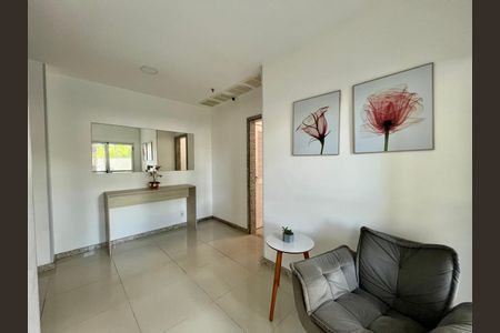 Apartamento à venda com 88m², 3 quartos e 1 vaga Apartamento à venda com 88m², 3 quartos e 1 vagaHall