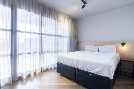 Studio para alugar com 40m², 1 quarto e sem vaga Studio para alugar com 40m², 1 quarto e sem vagaStudio