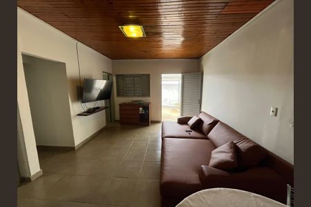 Sala de casa para alugar com 3 quartos, 100m² em Taguaritinga, Brasília
