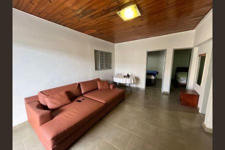 Sala de casa para alugar com 3 quartos, 100m² em Taguaritinga, Brasília