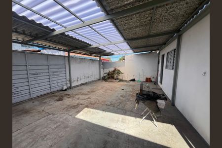 Casa para alugar com 100m², 3 quartos e 1 vagaÁrea Externa