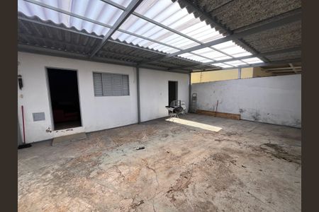 Casa para alugar com 100m², 3 quartos e 1 vagaÁrea Externa