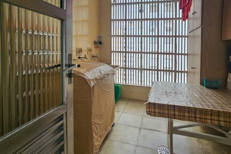 Apartamento para alugar com 180m², 3 quartos e 1 vagaÁrea de Serviço