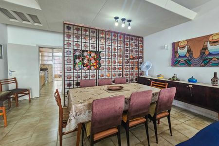 Apartamento para alugar com 180m², 3 quartos e 1 vagaSala