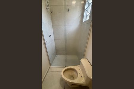 Casa de condomínio à venda com 80m², 2 quartos e 3 vagasBanheiro da Suíte