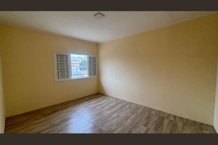 Casa de condomínio à venda com 80m², 2 quartos e 3 vagasQuarto