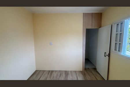 Casa de condomínio à venda com 80m², 2 quartos e 3 vagasSuite