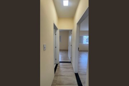 Corredor de casa de condomínio à venda com 2 quartos, 80m² em Jardim Stetel, Santo André