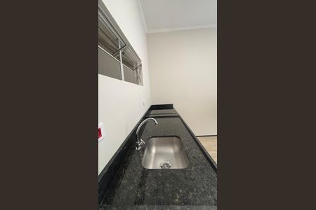 Casa de condomínio à venda com 80m², 2 quartos e 4 vagas Casa de condomínio à venda com 80m², 2 quartos e 4 vagasCozinha