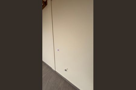 Casa de condomínio à venda com 80m², 2 quartos e 4 vagas Casa de condomínio à venda com 80m², 2 quartos e 4 vagasVaranda - Area de Serviço