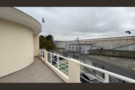 Casa de condomínio à venda com 80m², 2 quartos e 4 vagas Casa de condomínio à venda com 80m², 2 quartos e 4 vagasVaranda - Area de Serviço