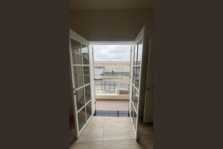 Casa de condomínio à venda com 80m², 2 quartos e 4 vagas Casa de condomínio à venda com 80m², 2 quartos e 4 vagasSuíte Varanda