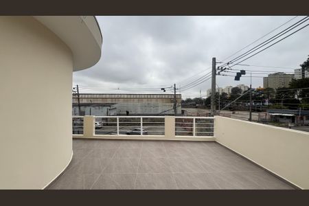 Casa de condomínio à venda com 80m², 2 quartos e 4 vagas Casa de condomínio à venda com 80m², 2 quartos e 4 vagasVaranda - Area de Serviço
